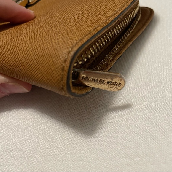 Michael Kors Tan Wallet - Picture 7 of 8